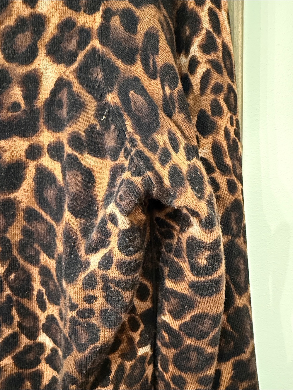 🖤🌟🤎 White House Black Market Leopard Print Cardigan - Picture 6 of 9
